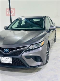 تۆیۆتا کامری